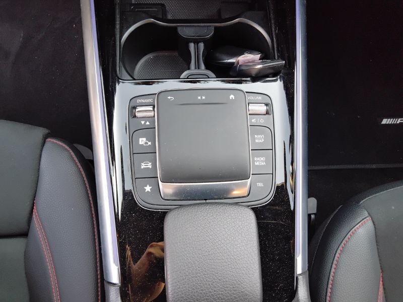 GuidiCar - Mercedes GLA 2023 GLA 200 d Premium auto Usato