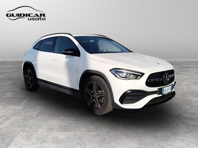 GuidiCar - Mercedes GLA 2023 GLA 200 d Premium auto Usato