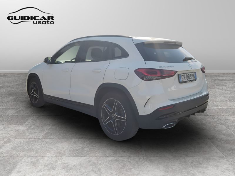 GuidiCar - Mercedes GLA 2023 GLA 200 d Premium auto Usato