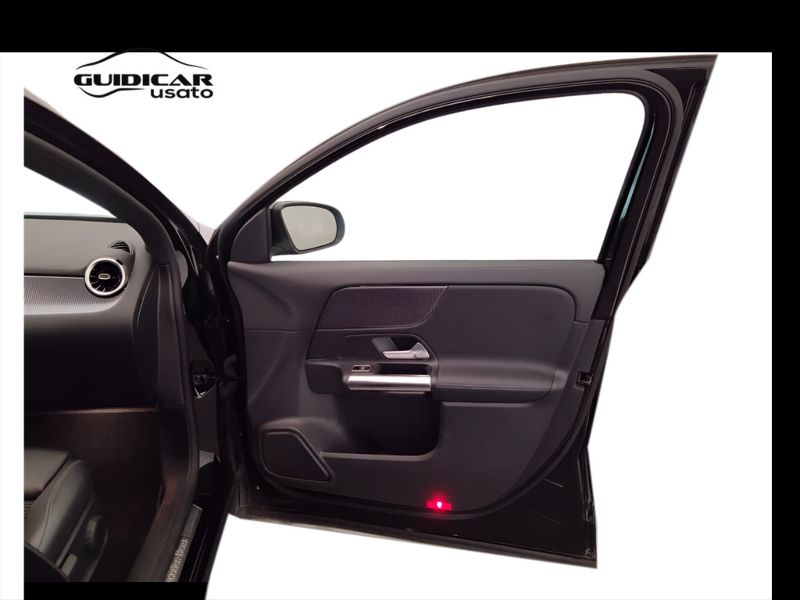 GuidiCar - Mercedes GLA 2021 GLA 200 d Sport Plus 4matic auto Usato