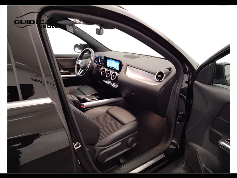 GuidiCar - Mercedes GLA 2021 GLA 200 d Sport Plus 4matic auto Usato