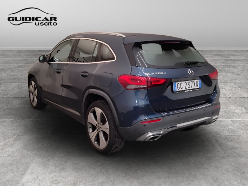 GuidiCar - Mercedes GLA 2020 GLA 200 d Sport Plus auto Usato