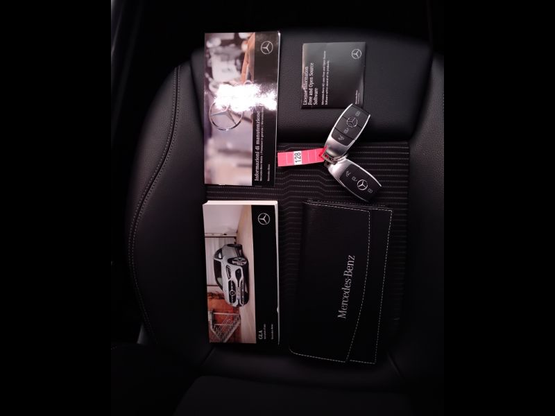 GuidiCar - Mercedes GLA 2021 GLA 200 d Sport Plus auto Usato
