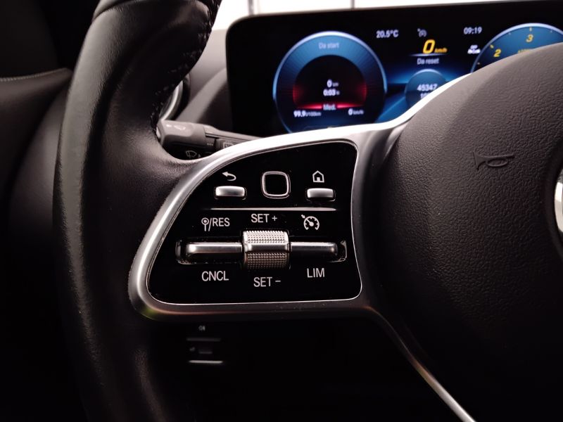 GuidiCar - Mercedes GLA 2023 GLA 200 d Sport Plus auto Usato