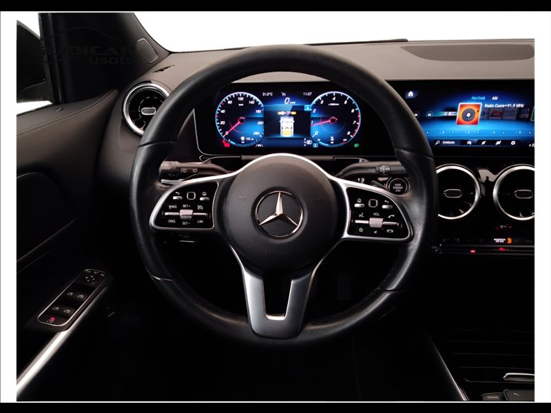 GuidiCar - Mercedes GLA 2020 GLA 200 Sport auto Usato