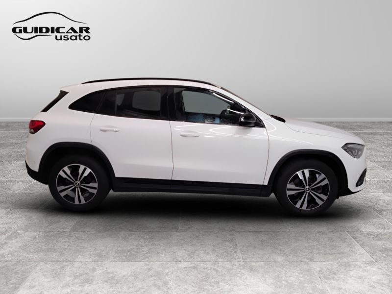 GuidiCar - Mercedes GLA 2020 GLA 200 Sport auto Usato