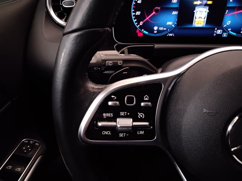 GuidiCar - Mercedes GLA 2020 GLA 200 Sport auto Usato