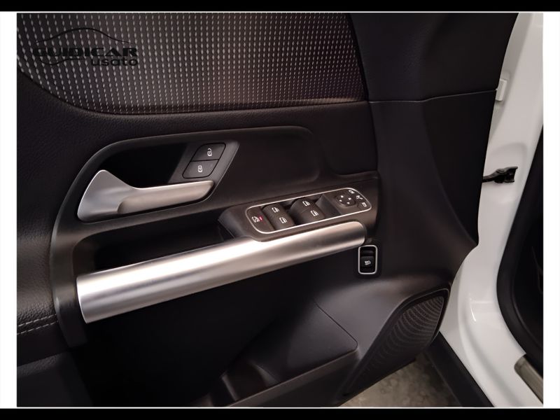 GuidiCar - Mercedes GLA 2020 GLA 200 Sport auto Usato