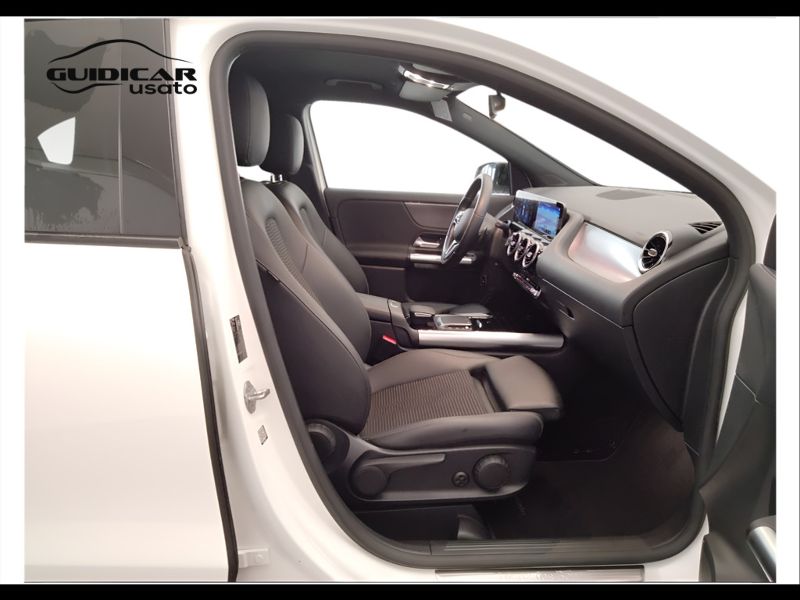 GuidiCar - Mercedes GLA 2020 GLA 200 Sport auto Usato