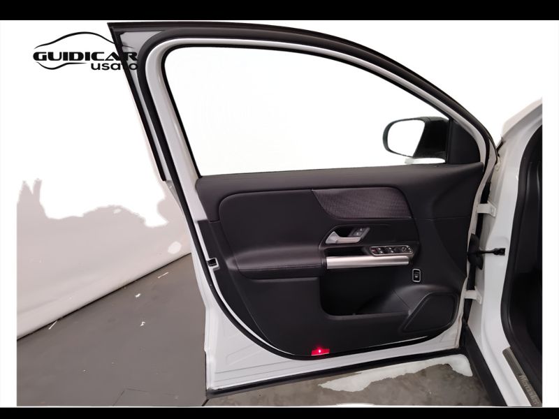 GuidiCar - Mercedes GLA 2020 GLA 200 Sport auto Usato