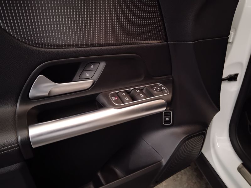 GuidiCar - Mercedes GLA 2020 GLA 200 Sport auto Usato