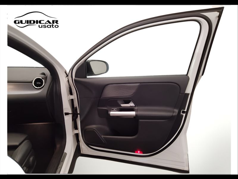 GuidiCar - Mercedes GLA 2020 GLA 200 Sport auto Usato