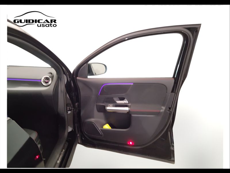 GuidiCar - Mercedes GLA 2022 GLA 220 d Premium 4matic auto Usato
