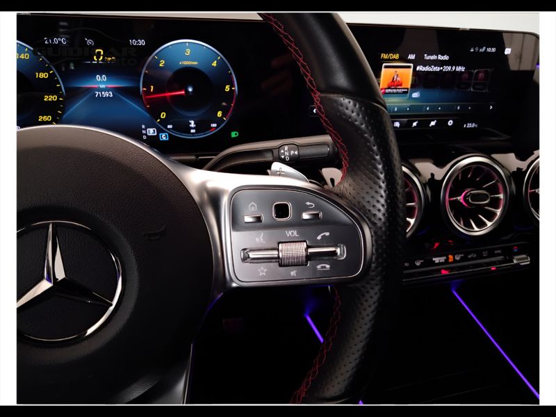GuidiCar - Mercedes GLA 2022 GLA 220 d Premium 4matic auto Usato