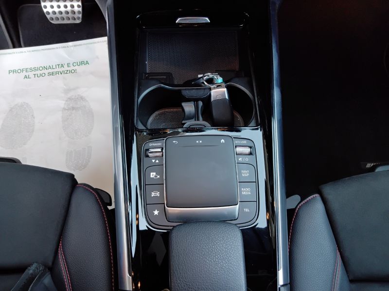 GuidiCar - Mercedes GLA 2020 GLA 250 e plug-in hybrid(e eq-power) Premium auto Usato