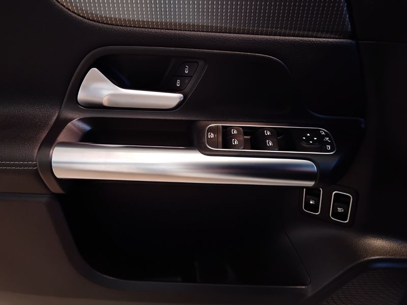 GuidiCar - Mercedes GLA 2020 GLA 250 e plug-in hybrid(e eq-power) Sport Plus auto Usato