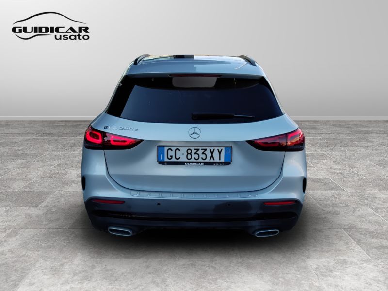 GuidiCar - Mercedes GLA 2020 GLA 250 e plug-in hybrid(e eq-power) Premium auto Usato
