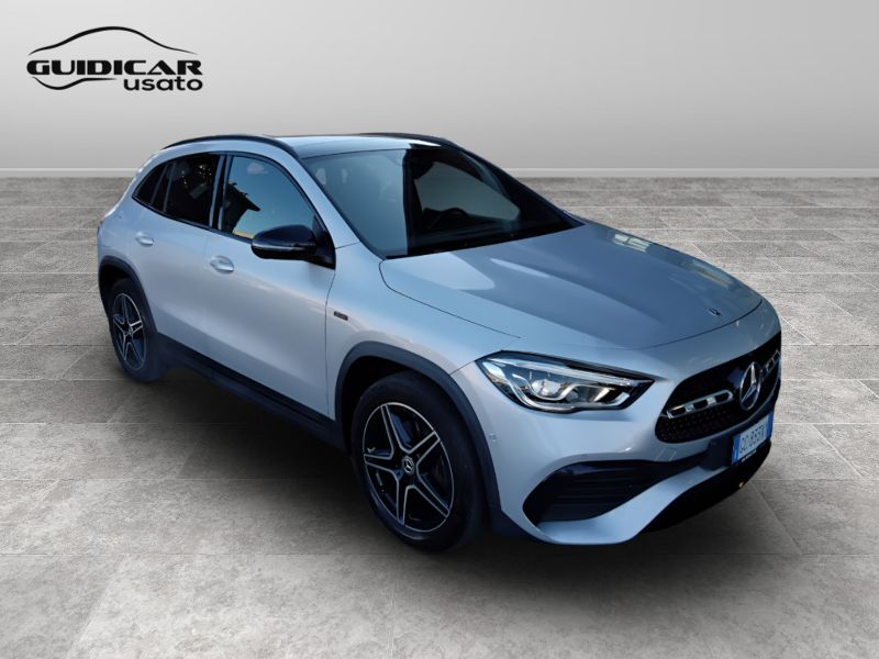GuidiCar - Mercedes GLA 2020 GLA 250 e plug-in hybrid(e eq-power) Premium auto Usato