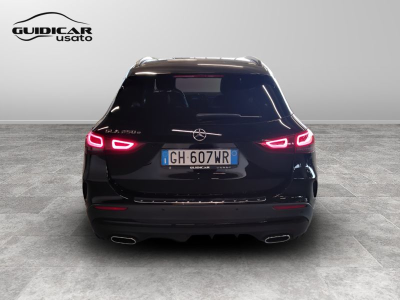 GuidiCar - Mercedes GLA 2022 GLA 250 e plug-in hybrid(e eq-power) Premium auto Usato