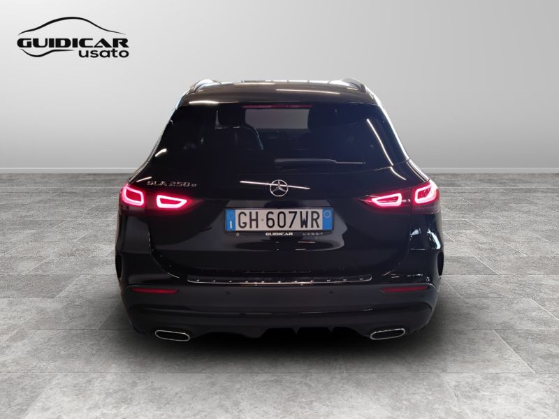 GuidiCar - Mercedes GLA 2022 GLA 250 e plug-in hybrid(e eq-power) Premium auto Usato