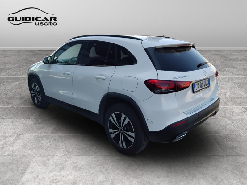 GuidiCar - Mercedes GLA 2022 GLA 250 e plug-in hybrid(e eq-power) Sport Plus auto Usato