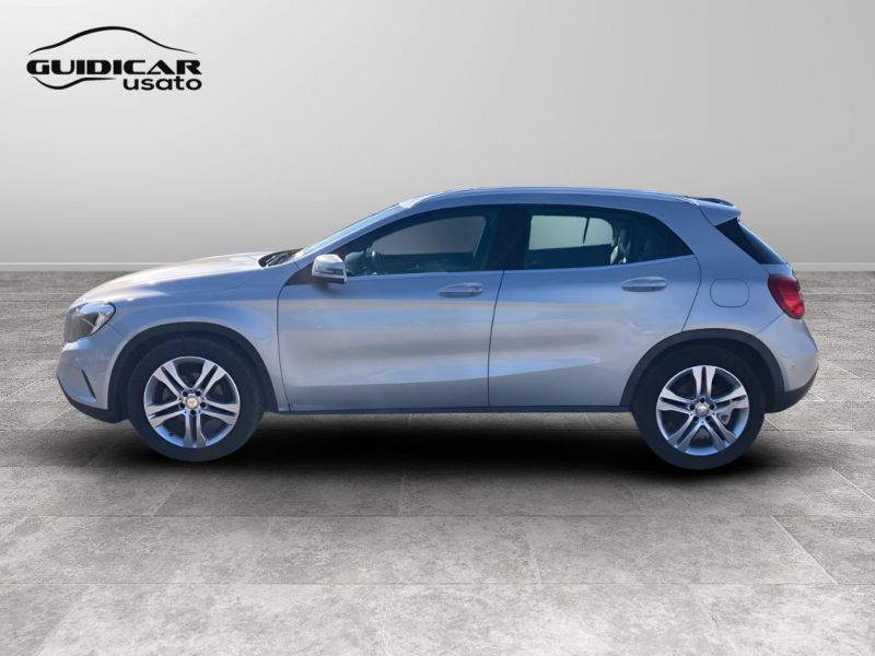 GuidiCar - Mercedes GLA 2015 GLA 200 d (cdi) Sport Usato