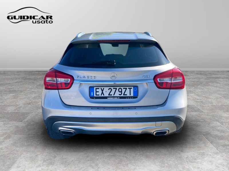GuidiCar - Mercedes GLA 2015 GLA 200 d (cdi) Sport Usato