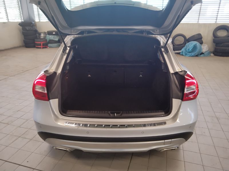 GuidiCar - Mercedes GLA 2015 GLA 200 d (cdi) Sport Usato