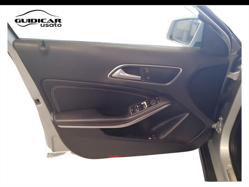GuidiCar - Mercedes GLA 2015 GLA 200 d (cdi) Sport Usato
