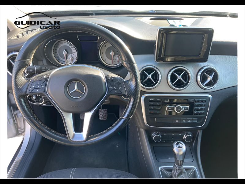 GuidiCar - Mercedes GLA 2015 GLA 200 d (cdi) Sport Usato