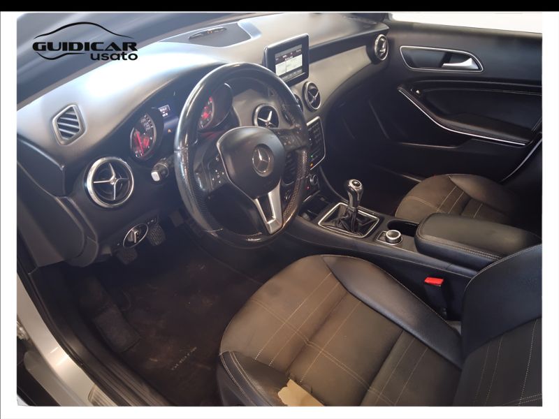 GuidiCar - Mercedes GLA 2015 GLA 200 d (cdi) Sport Usato