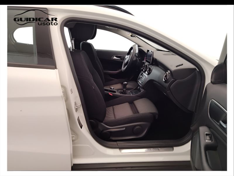 GuidiCar - Mercedes GLA 2017 GLA 180 d Sport Usato