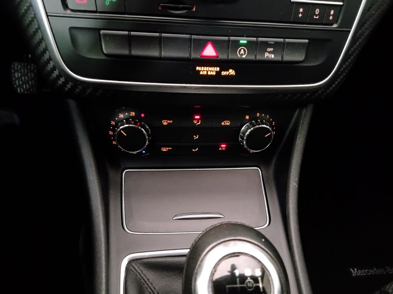 GuidiCar - Mercedes GLA 2017 GLA 180 d Sport Usato