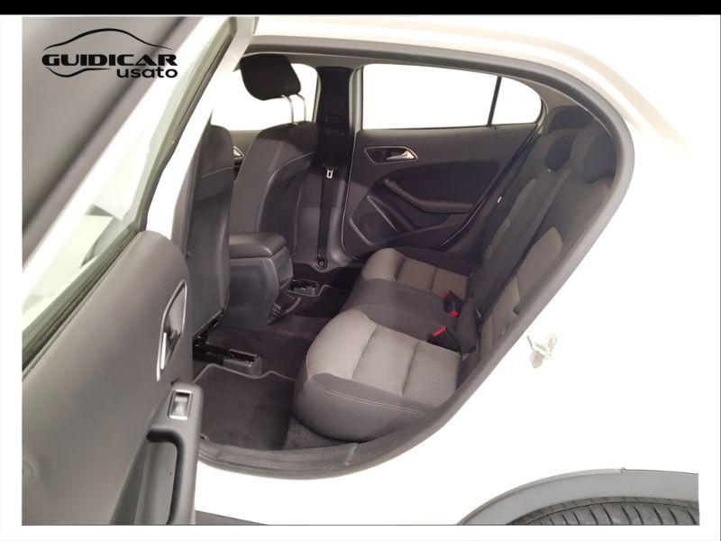 GuidiCar - Mercedes GLA 2017 GLA 180 d Sport Usato