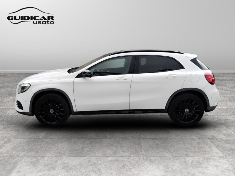 GuidiCar - Mercedes GLA 2018 GLA 200 d Night Edition auto Usato