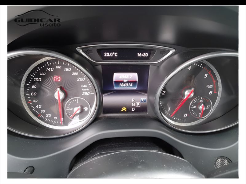 GuidiCar - Mercedes GLA 2018 GLA 200 d Night Edition auto Usato