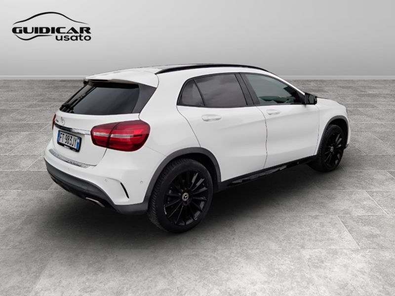 GuidiCar - Mercedes GLA 2018 GLA 200 d Night Edition auto Usato