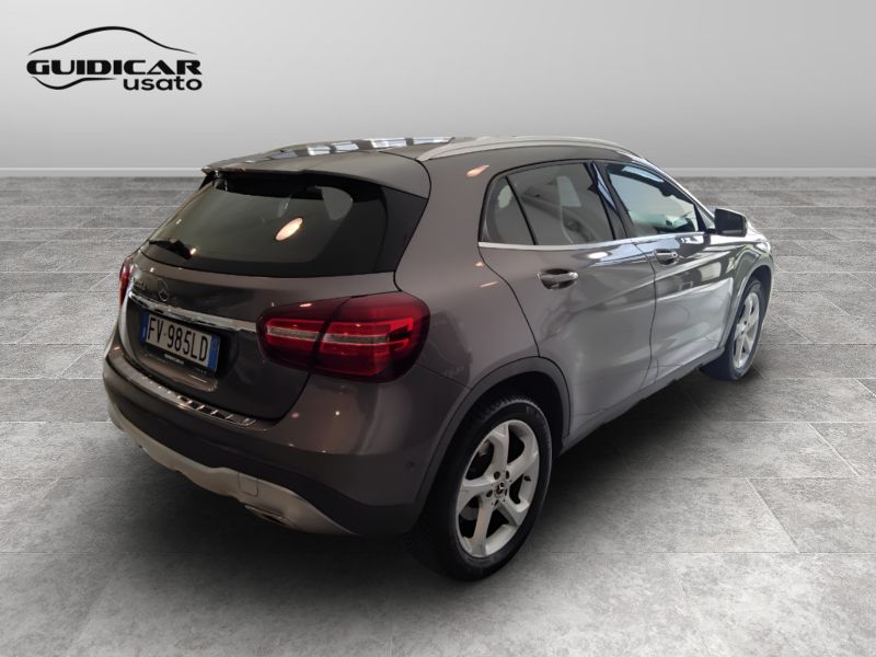 GuidiCar - Mercedes GLA 2019 GLA 200 d Sport auto Usato