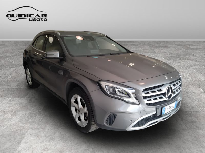 GuidiCar - Mercedes GLA 2019 GLA 200 d Sport auto Usato