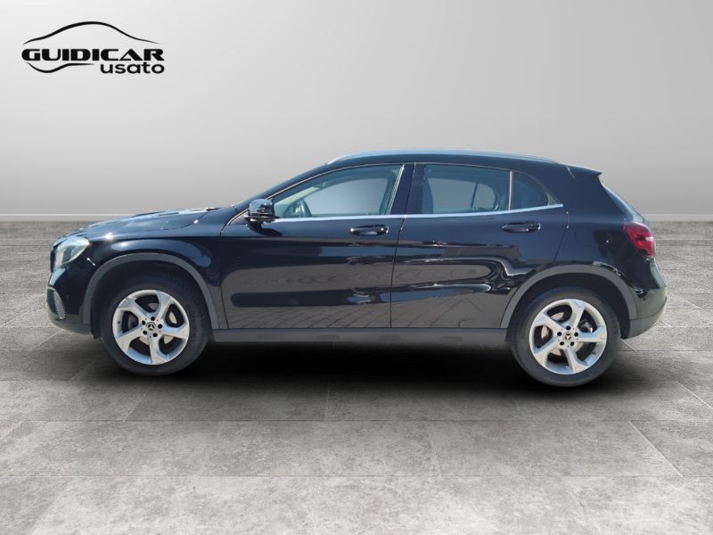 GuidiCar - Mercedes GLA 2019 GLA 200 d Sport auto Usato