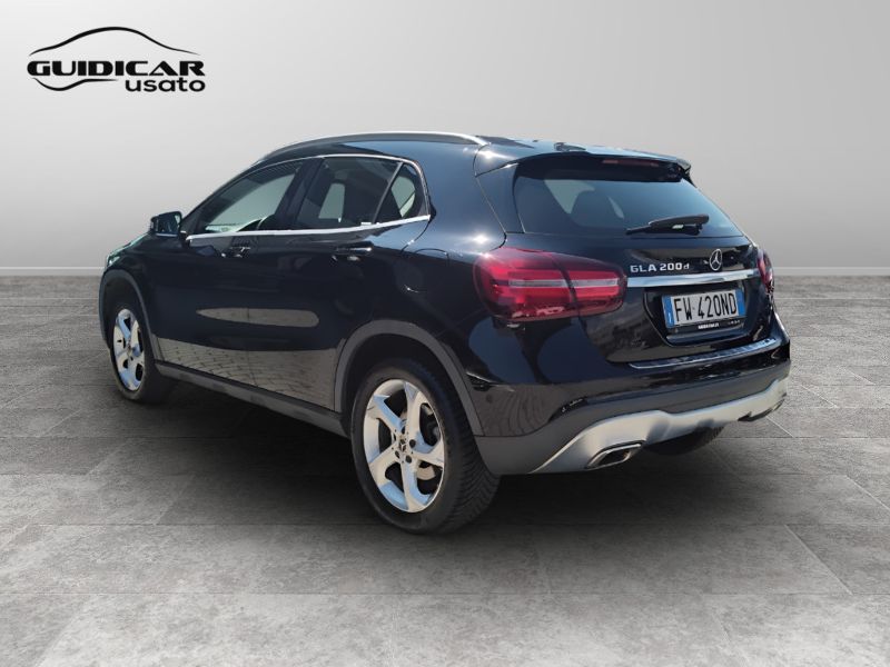 GuidiCar - Mercedes GLA 2019 GLA 200 d Sport auto Usato