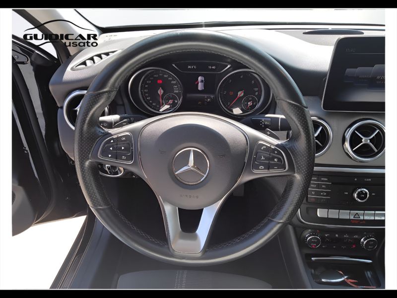 GuidiCar - Mercedes GLA 2019 GLA 200 d Sport auto Usato