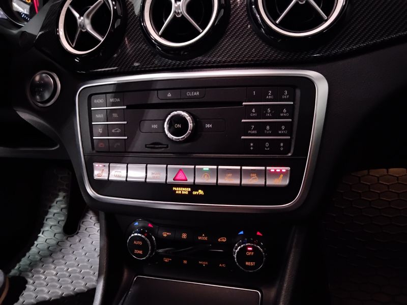 GuidiCar - Mercedes GLA 2019 GLA 220 d Night Edition 4matic 170cv auto Usato