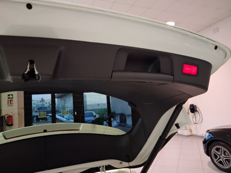 GuidiCar - Mercedes GLA 2019 GLA 220 d Night Edition 4matic 170cv auto Usato