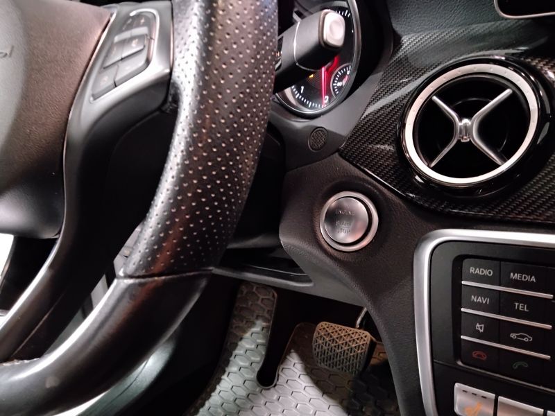 GuidiCar - Mercedes GLA 2019 GLA 220 d Night Edition 4matic 170cv auto Usato