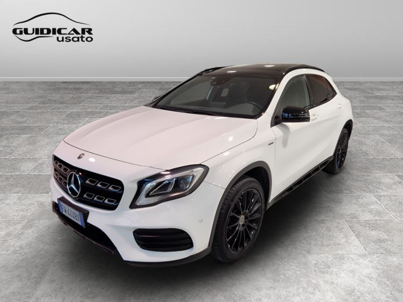 GuidiCar - Mercedes GLA 2019 GLA 220 d Night Edition 4matic 170cv auto Usato