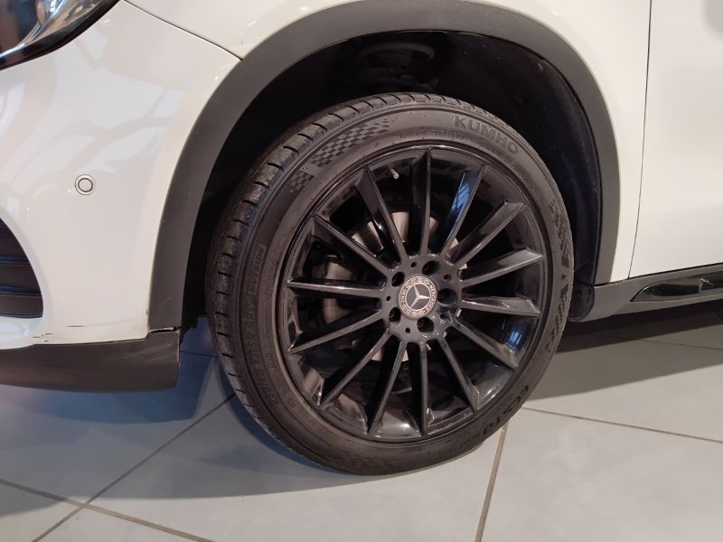 GuidiCar - Mercedes GLA 2019 GLA 220 d Night Edition 4matic 170cv auto Usato