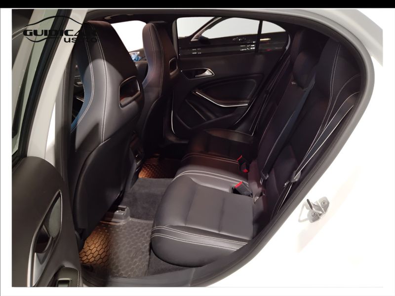 GuidiCar - Mercedes GLA 2019 GLA 220 d Night Edition 4matic 170cv auto Usato