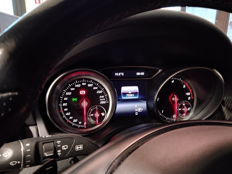 GuidiCar - Mercedes GLA 2019 GLA 220 d Night Edition 4matic 170cv auto Usato