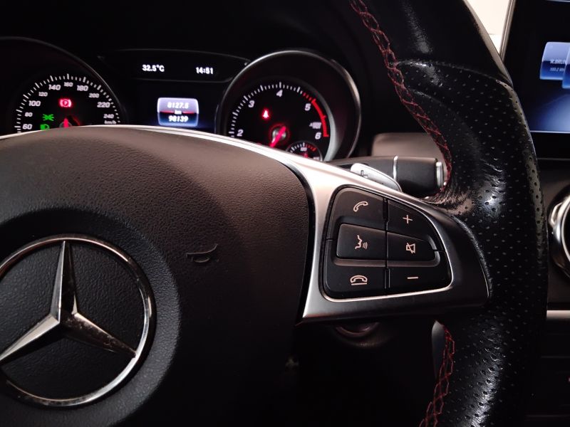 GuidiCar - Mercedes GLA 2019 GLA 220 d Premium 4matic 170cv auto Usato